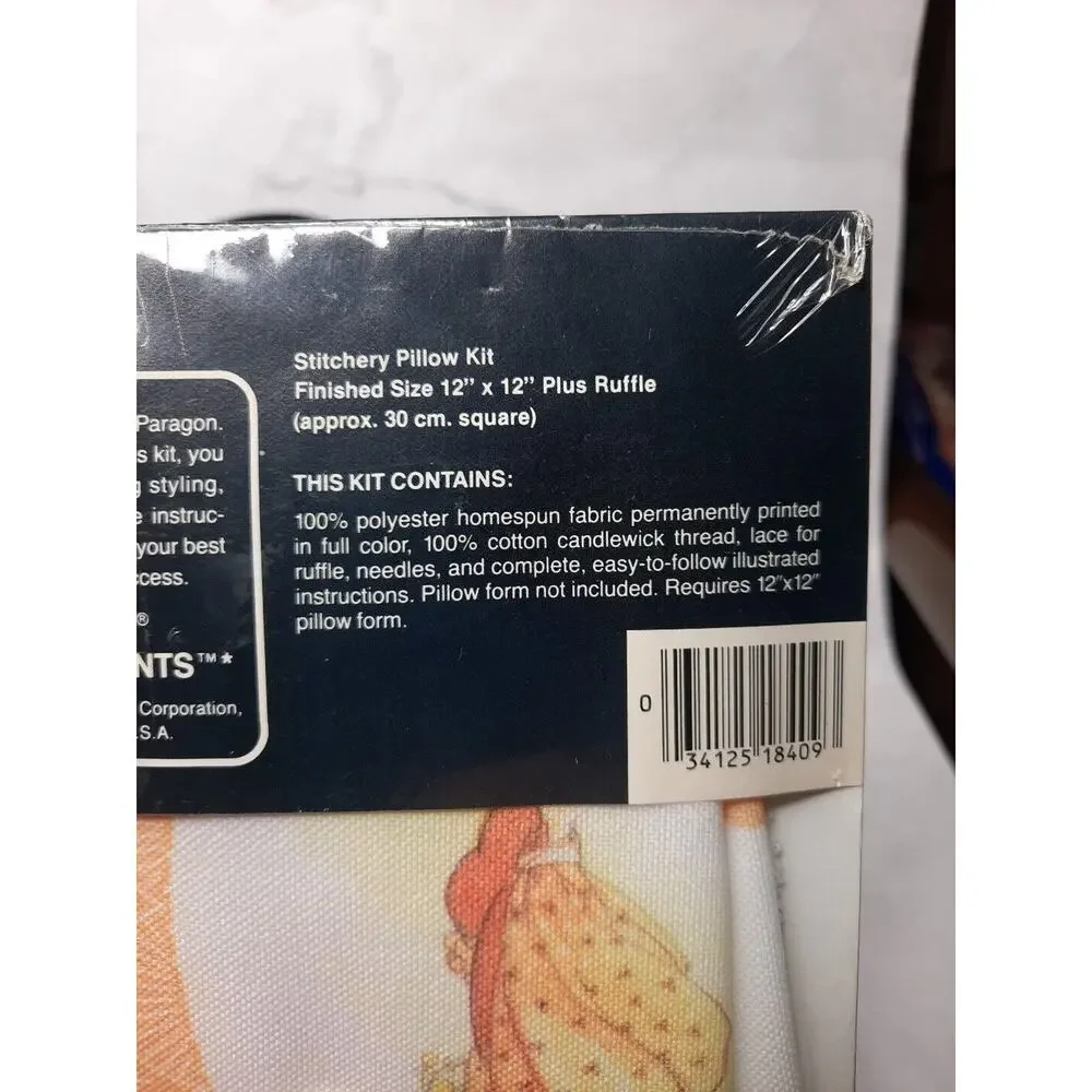 Vintage Paragon Precious Moments Stitchery Pillow Kit Serenity 8409 12x12